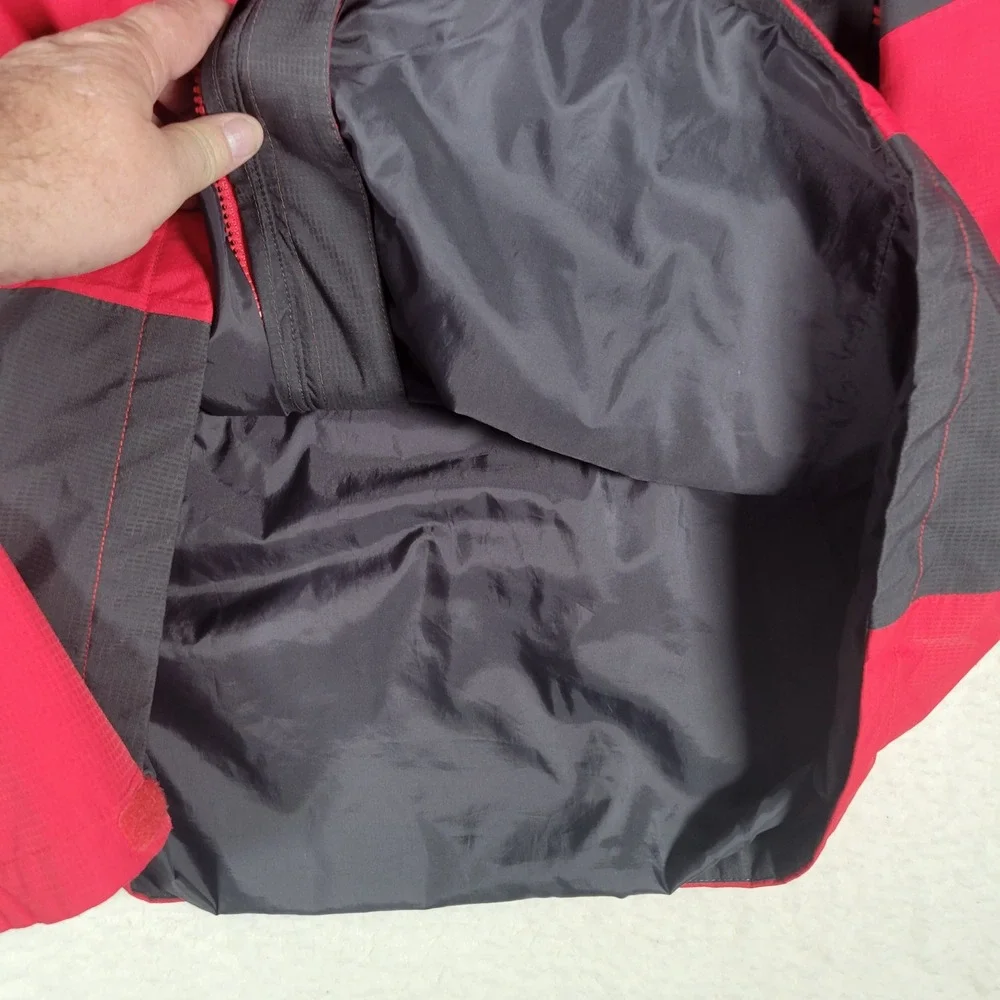 The North Face Rain Jacket Mens XL Red Gray HyVent Waterproof Hooded T495+T895 - Picture 7 of 16